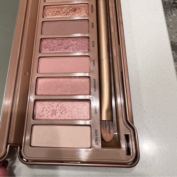 Urban Decay Naked3 Eyeshadow Palette - Rose Gold - Picture 3 of 4